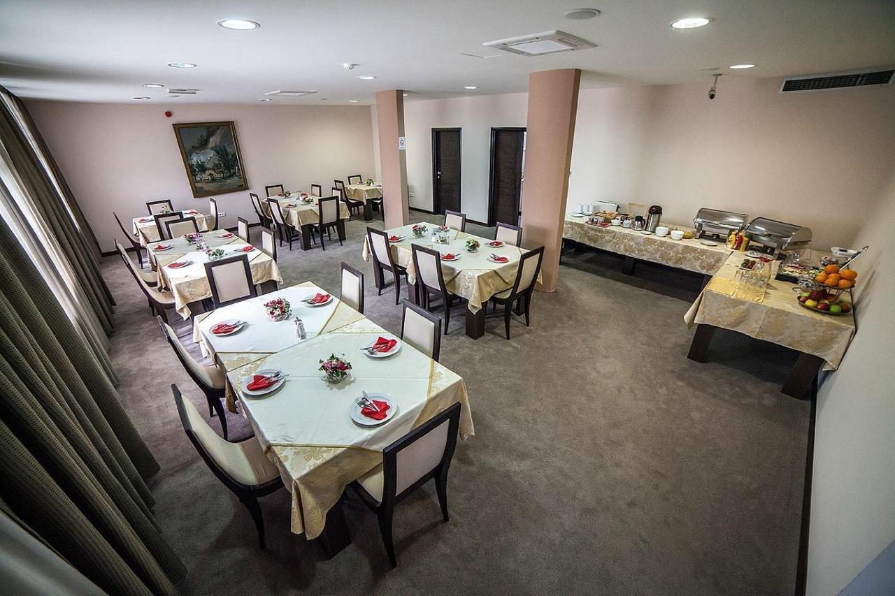 Hotel Terminus Podgorica Eksteriør billede