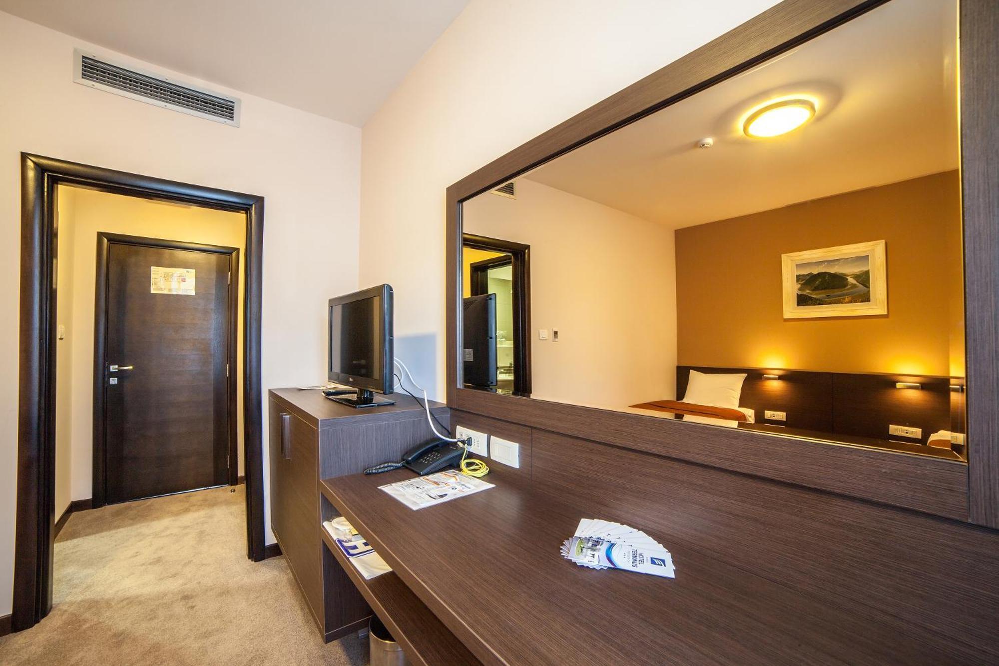 Hotel Terminus Podgorica Værelse billede