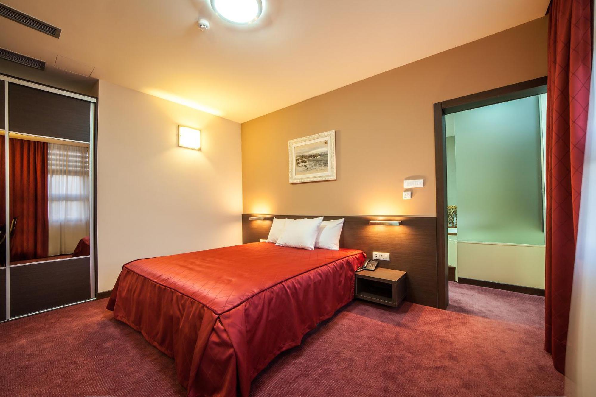 Hotel Terminus Podgorica Værelse billede