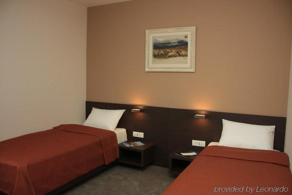Hotel Terminus Podgorica Eksteriør billede