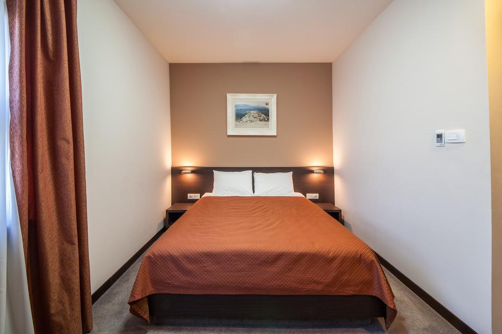 Hotel Terminus Podgorica Værelse billede
