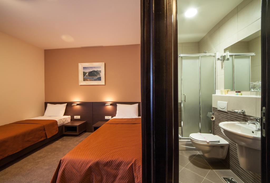 Hotel Terminus Podgorica Værelse billede